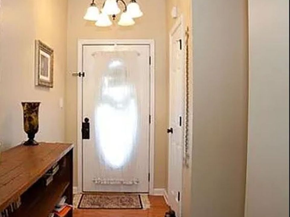 2nd image of 220 Stallsworth Rd