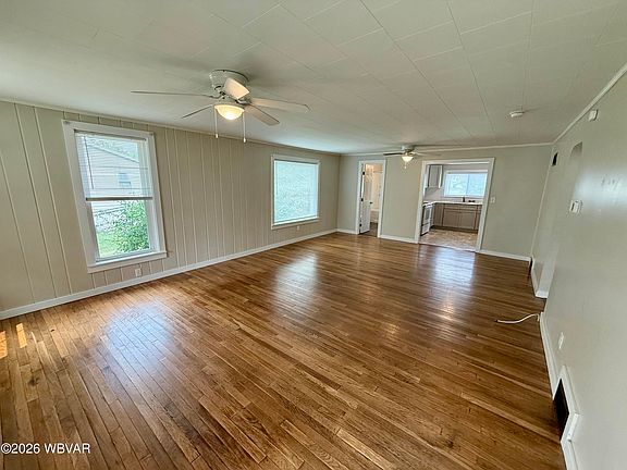 2nd image of 327 Elm St