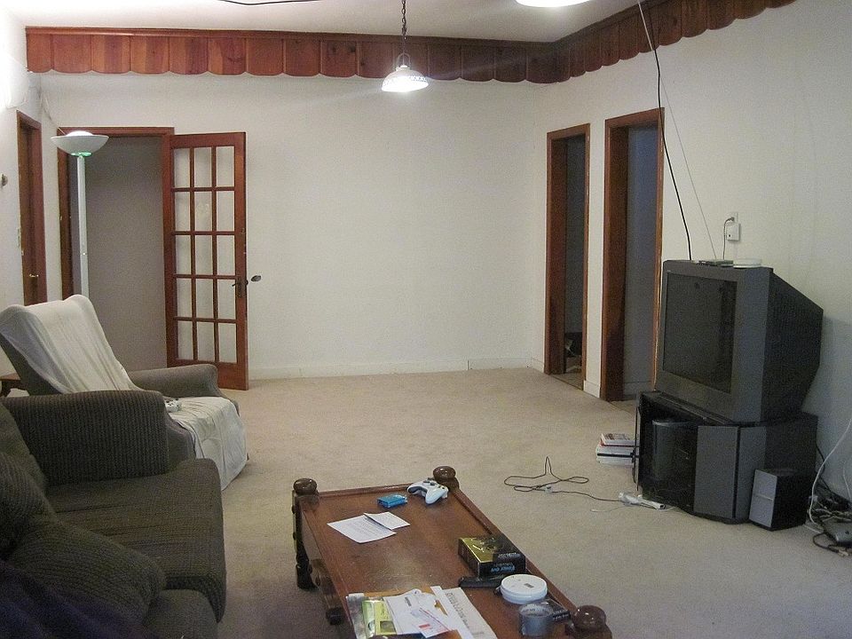 2nd image of 628 Glen Park Rd