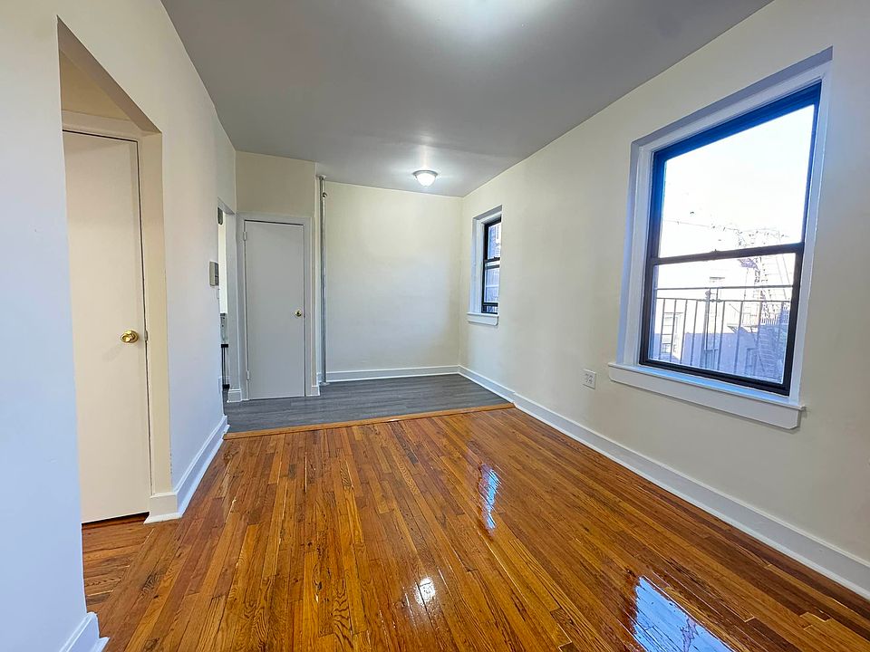 1st image of 4525 48th St APT 5E