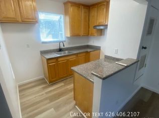 380 S Sierra Madre Blvd #4, Pasadena, CA 91107
