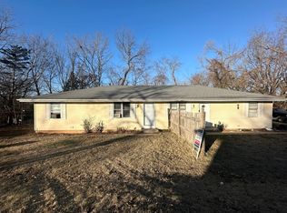 413-415 S 8th Ave, Ozark, MO 65721