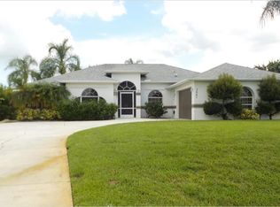 3067 SE Galt Cir, Port Saint Lucie, FL 34984