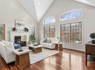 11625 Live Oak Dr, Minnetonka, MN 55305