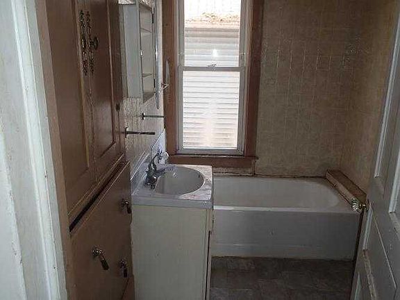 full bath