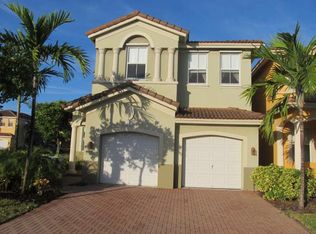 8464 NW 108th Ct, Doral, FL 33178