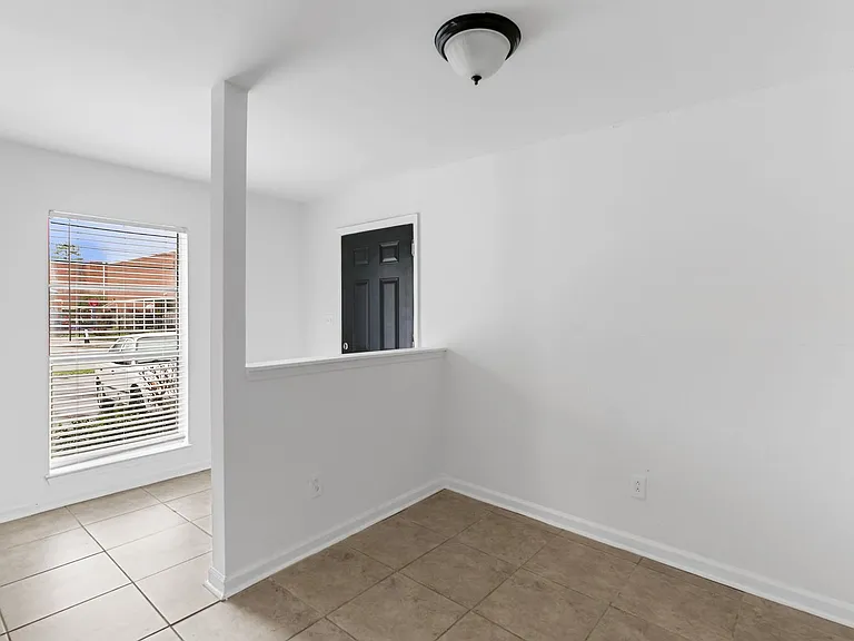 Glen Iris Place — Photo 37
