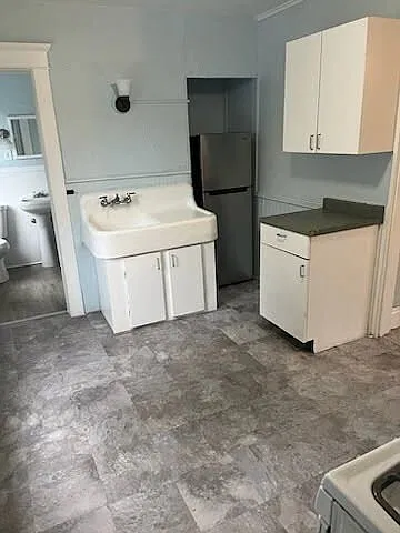 152 Elmwood Ave — Photo 2