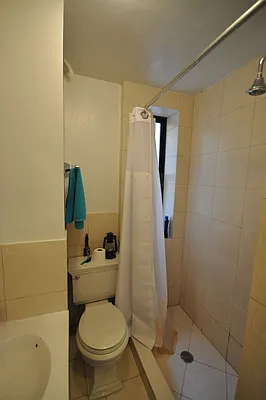 Rented by REAL New York | media 17