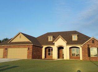 17582 Ridgeview Dr, Claremore, OK 74017