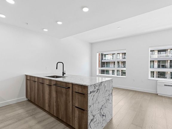 2nd image of 3590 W 39th Ave #304
