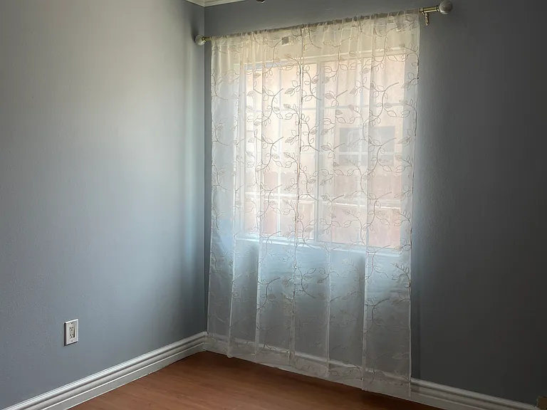 8989 California Ave — Photo 7