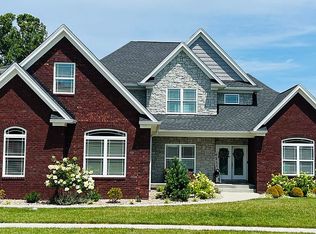 2014 Vincennes Pl, Floyds Knobs, IN 47119