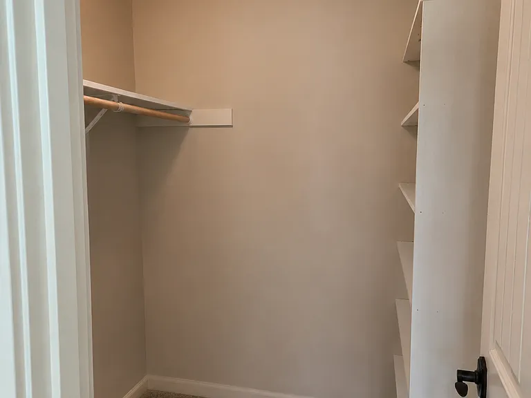 7306 W Chestnut Ave — Photo 8