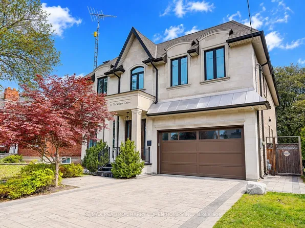 21 Yorkview Dr, Toronto, ON M2N 2R9
