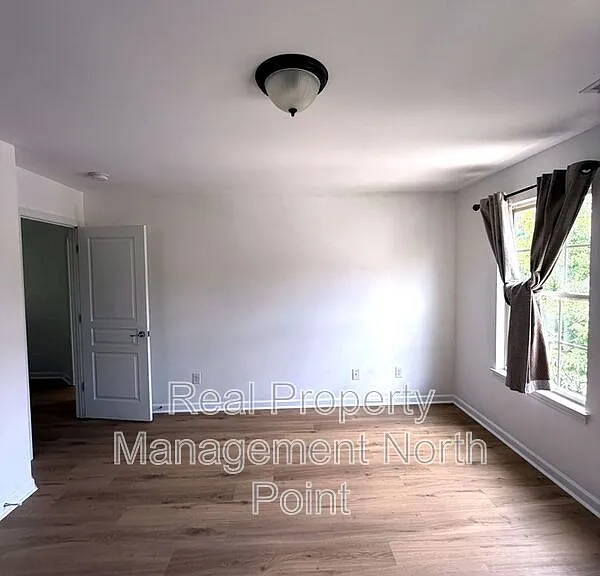 2160 Crestridge Trl — Photo 30
