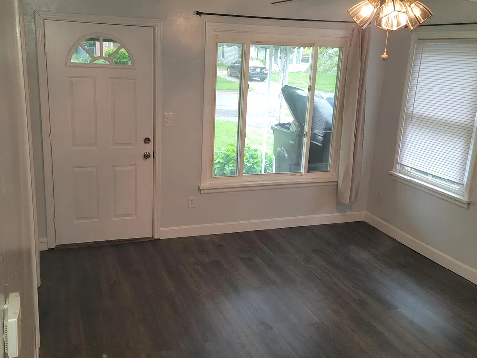 227 Jackson Ave