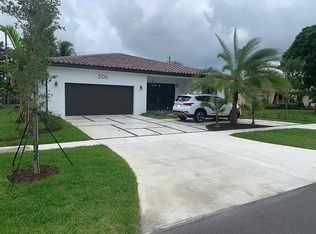 3106 Pierce St, Hollywood, FL 33021