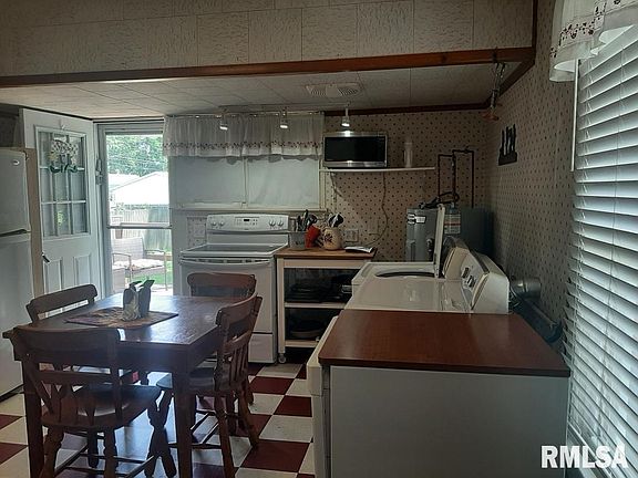 4th image of 504 W Sylvester Ave