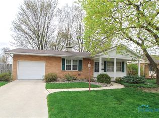 106 Mount Vernon Pl, Walbridge, OH 43465