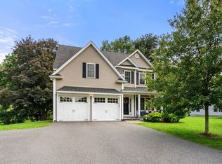 26 Redwing Rd, Wellesley, MA 02481