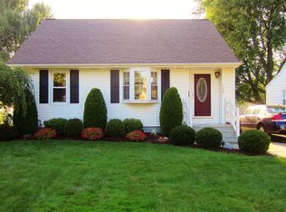 108 Briarcliff Rd, Cheektowaga, NY 14225