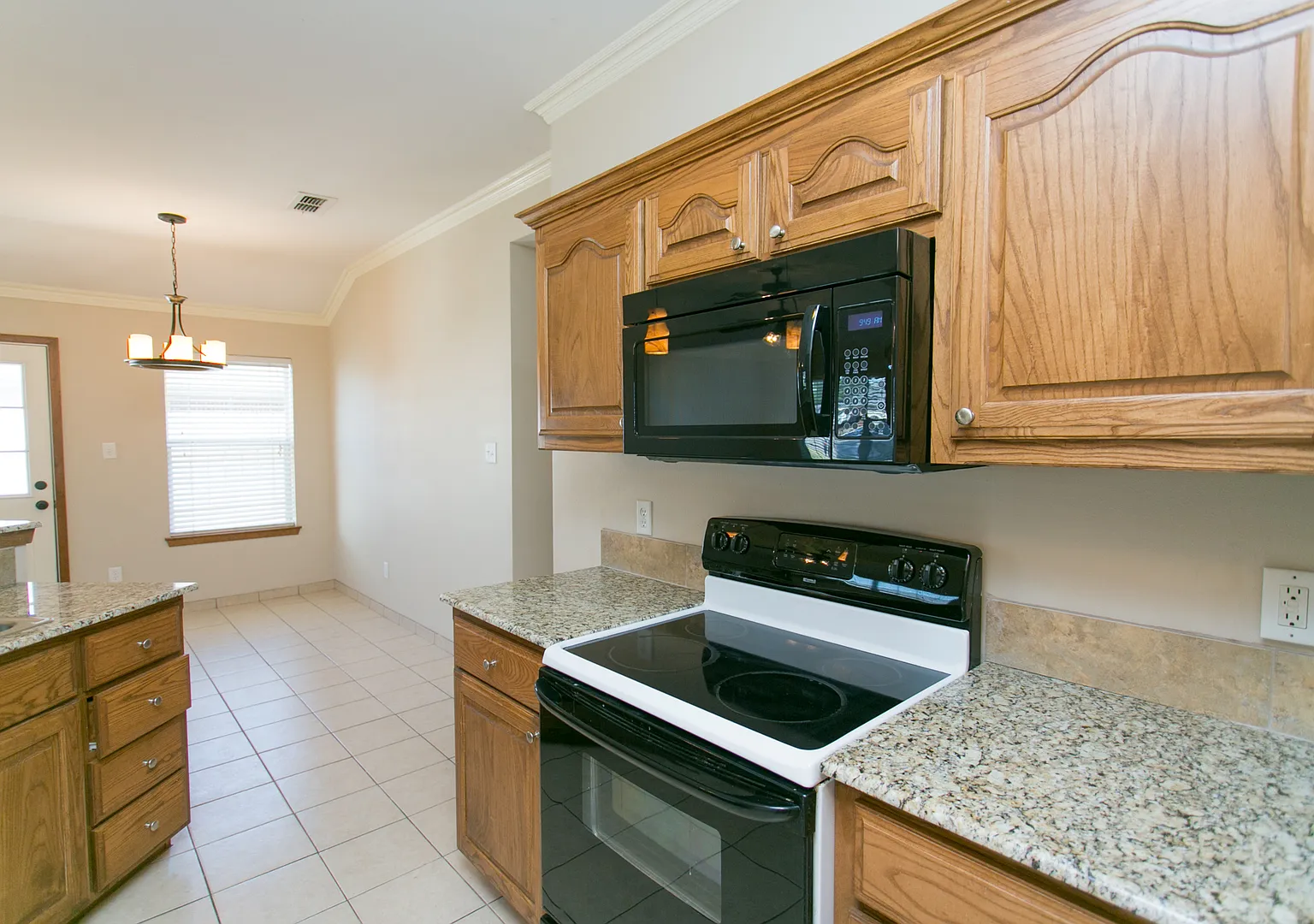 16141/16143 Rolling Meadows Dr. — Photo 2
