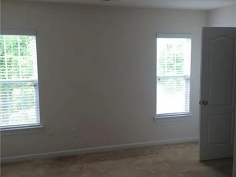 6118 Cactus Valley Rd — Photo 8