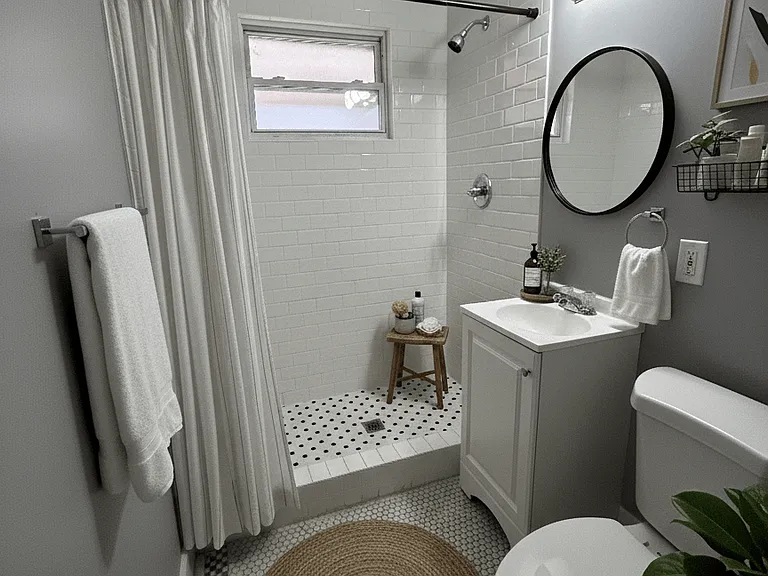 1116 Elmwood — Photo 9