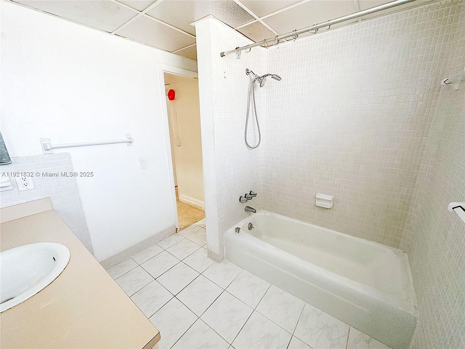1st image of 12275 NE 19th Ave APT 11