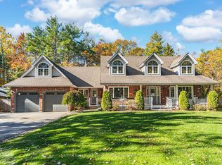 1096 Sunnidale Rd, Springwater, ON L9X 0R9