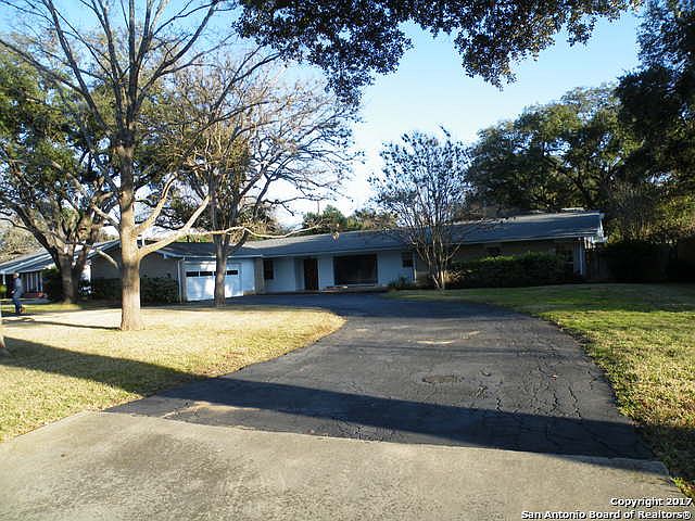 1st image of 224 Gardenview Dr