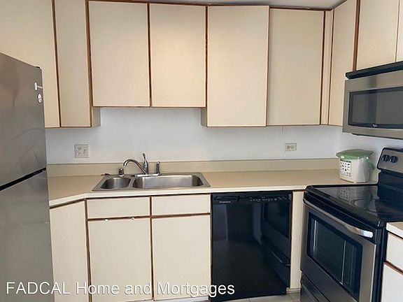 3rd image of 601 Van Ness Ave APT 603