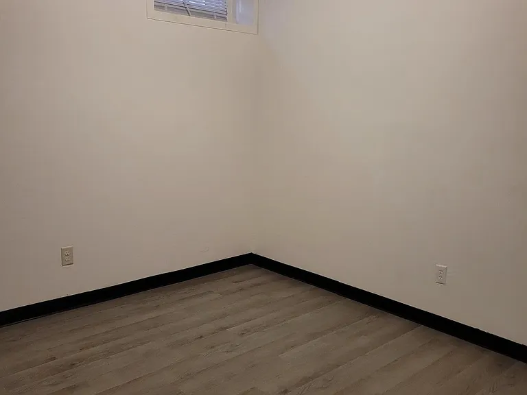 404 W Mill St #5 — Photo 7