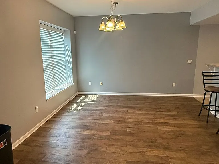 1212 Walnut Ave #4 — Photo 4