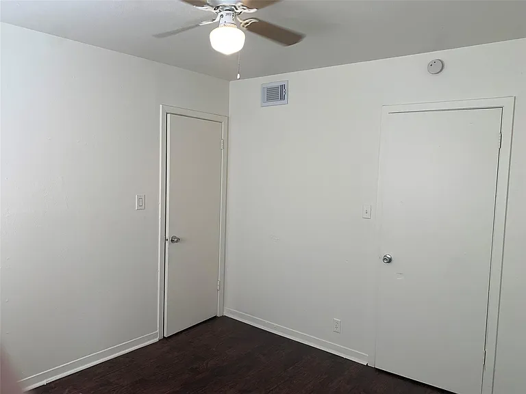 1918 Hearthstone Dr #202 — Photo 16