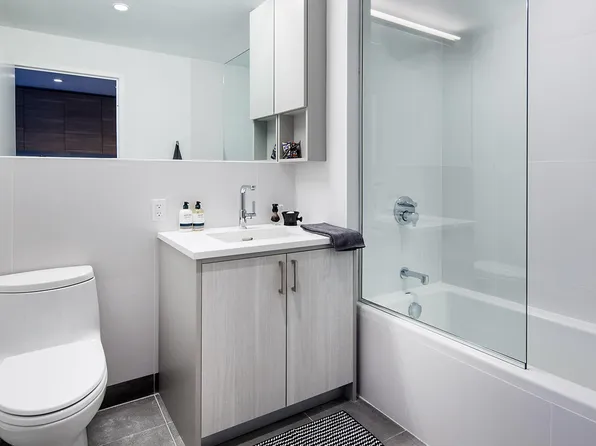 223 North 8th Street image 12 of 13