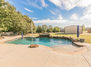112 Mitch Ct, Boyd, TX 76023