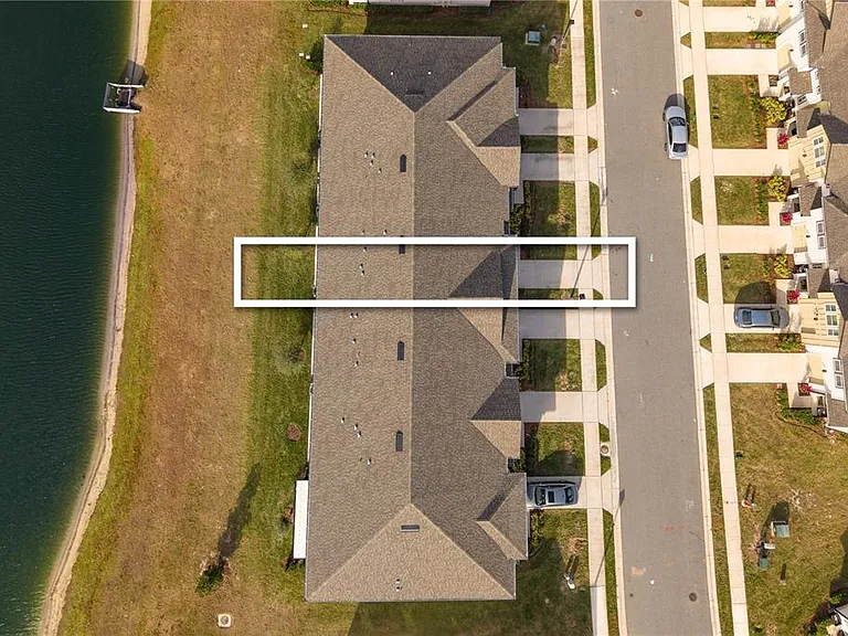 710 Longboat Dr — Photo 33
