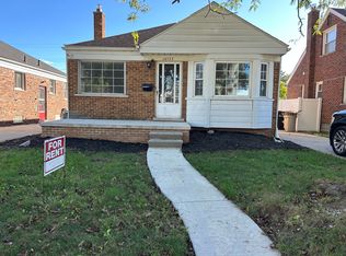 14573 Oceana Ave, Allen Park, MI 48101