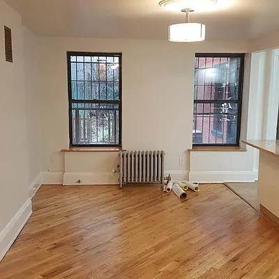 Rented by Rapid Realty Cobble Hill | media 39
