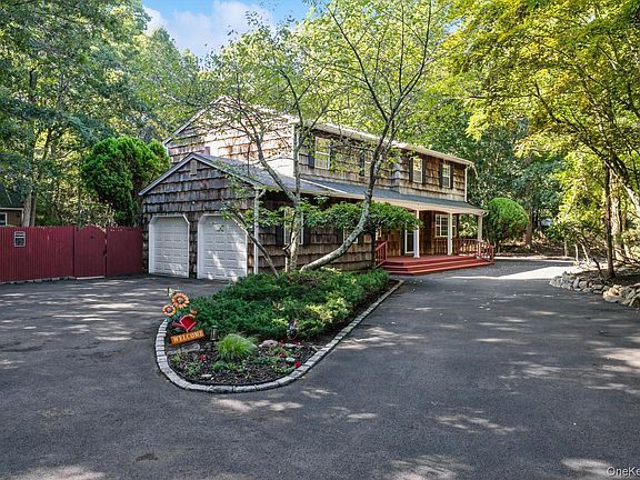 2nd image of 24 Kastal Drive