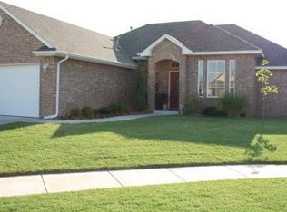 4917 Fawn Run, Yukon, OK 73099