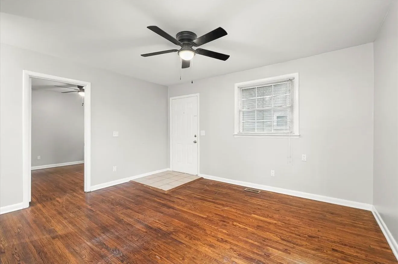 2 bed, $1,500 — Photo 4