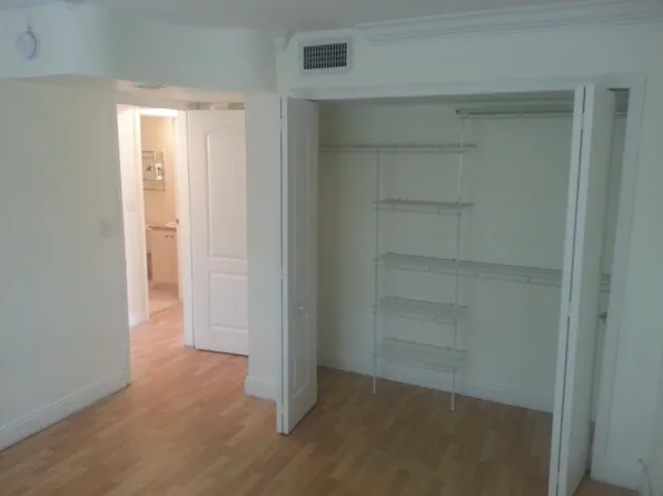 3245 Virginia St APT 46, Miami, FL 33133