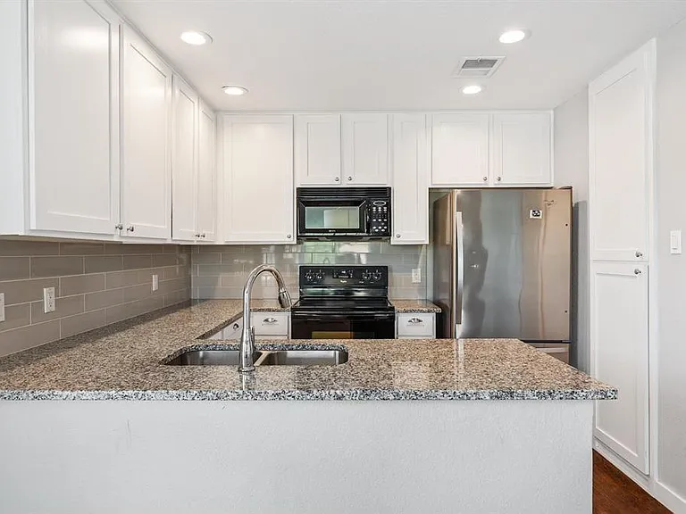 1748 Ohlen Rd #22 — Photo 12
