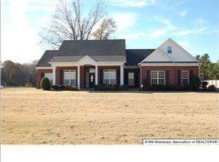 60 Myra Rd, Byhalia, MS 38611