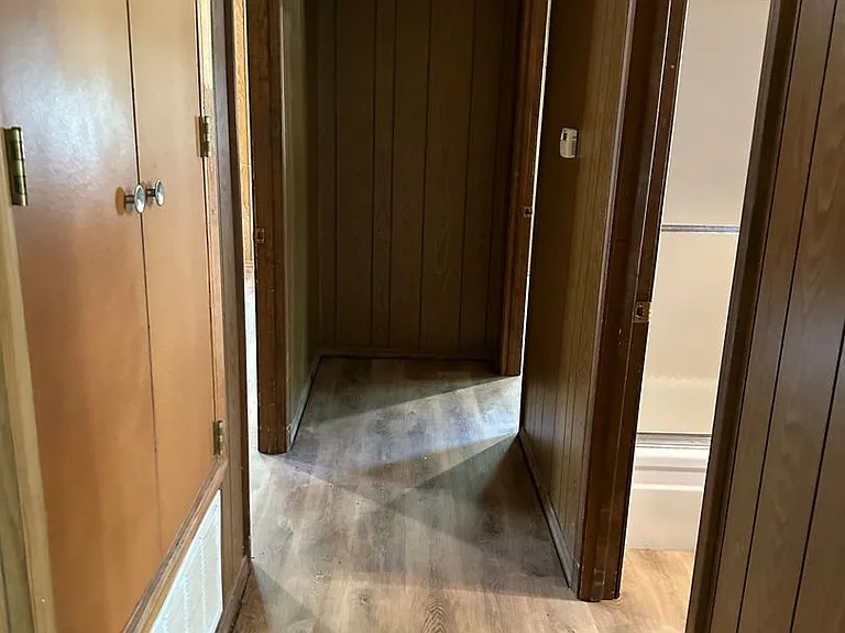 1515 Oak Grove Rd — Photo 12
