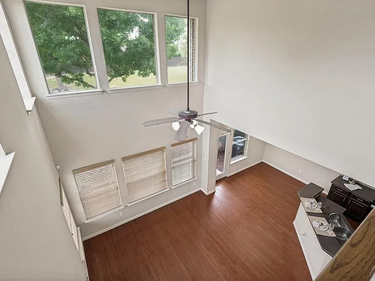 8748 San Bernard St — Photo 11