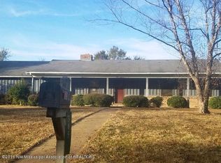 305 N Macarthur Cir, Indianola, MS 38751